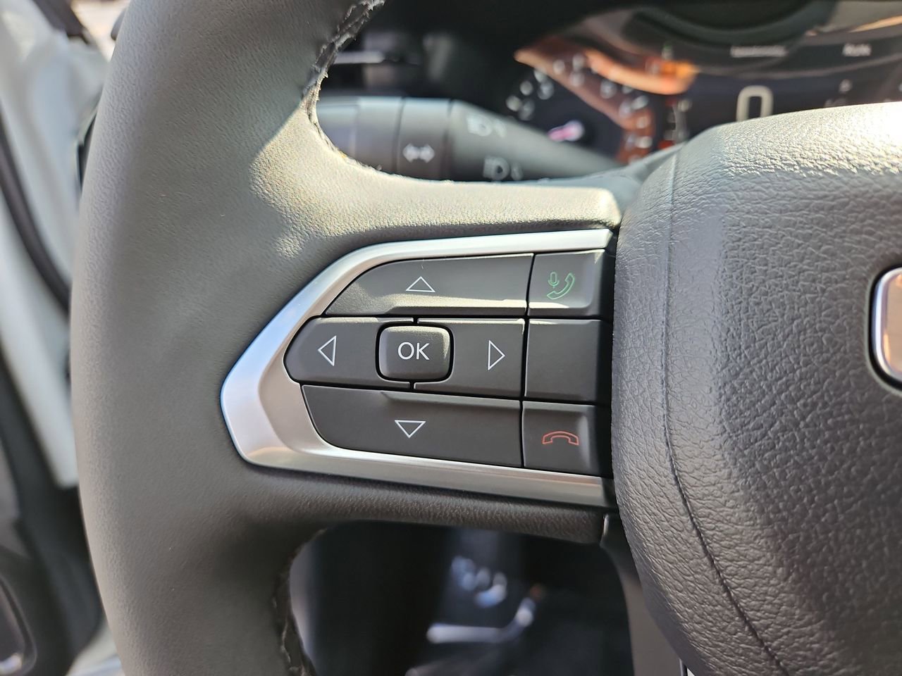 New 2026 Jeep Compass Limited image 28