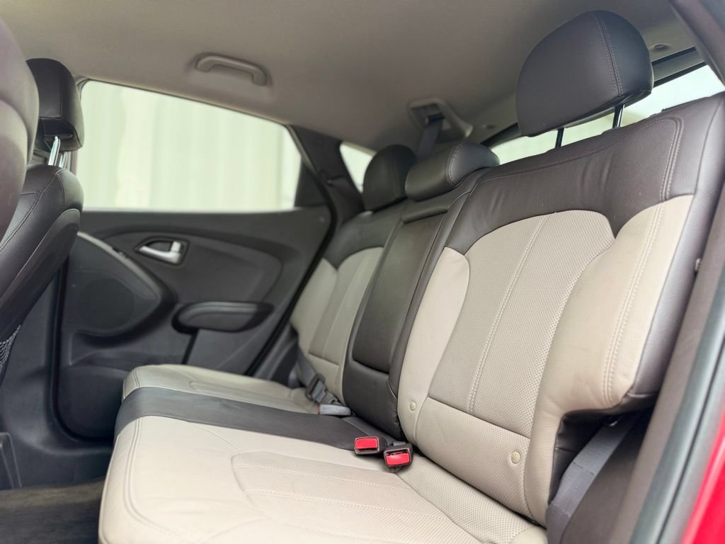 Used 2013 Hyundai Tucson Limited FWD image 21