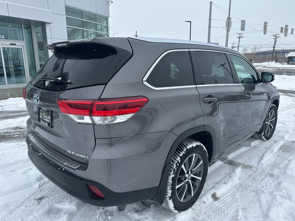 Used 2018 Toyota Highlander XLE image 6