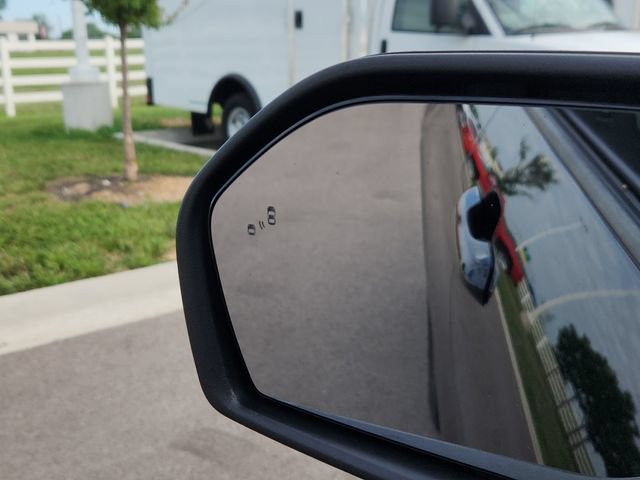 Used 2020 Ford Explorer XLT w/ Comfort Package AWD/4WD image 38