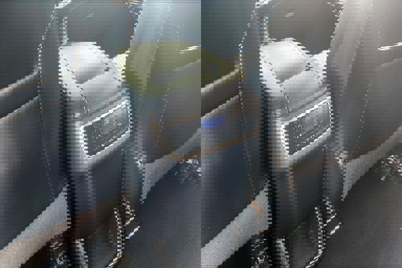 Used 2016 Toyota Highlander Plus image 39