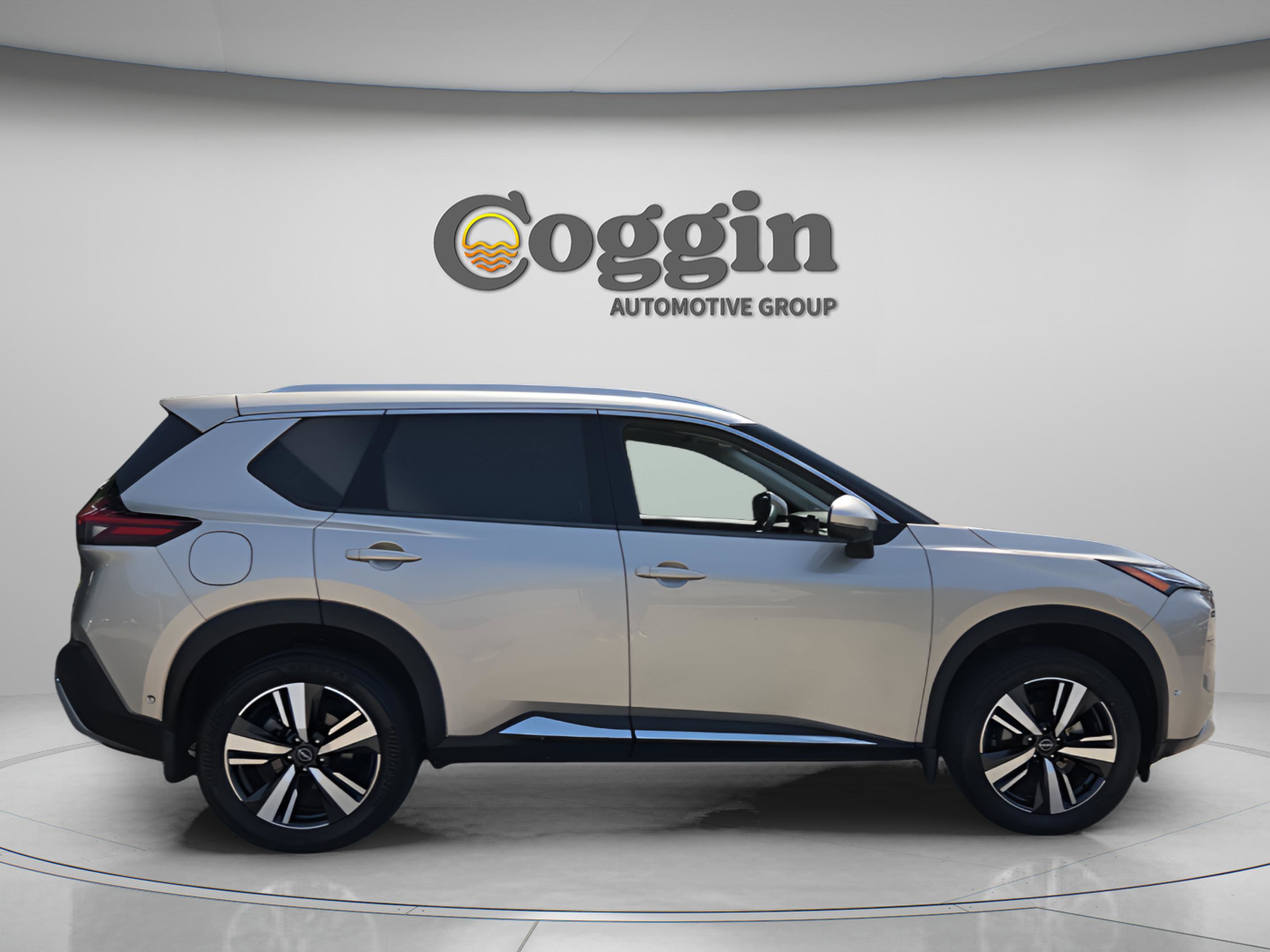 Used 2023 Nissan Rogue Platinum w/ Platinum Premium Package FWD image 6