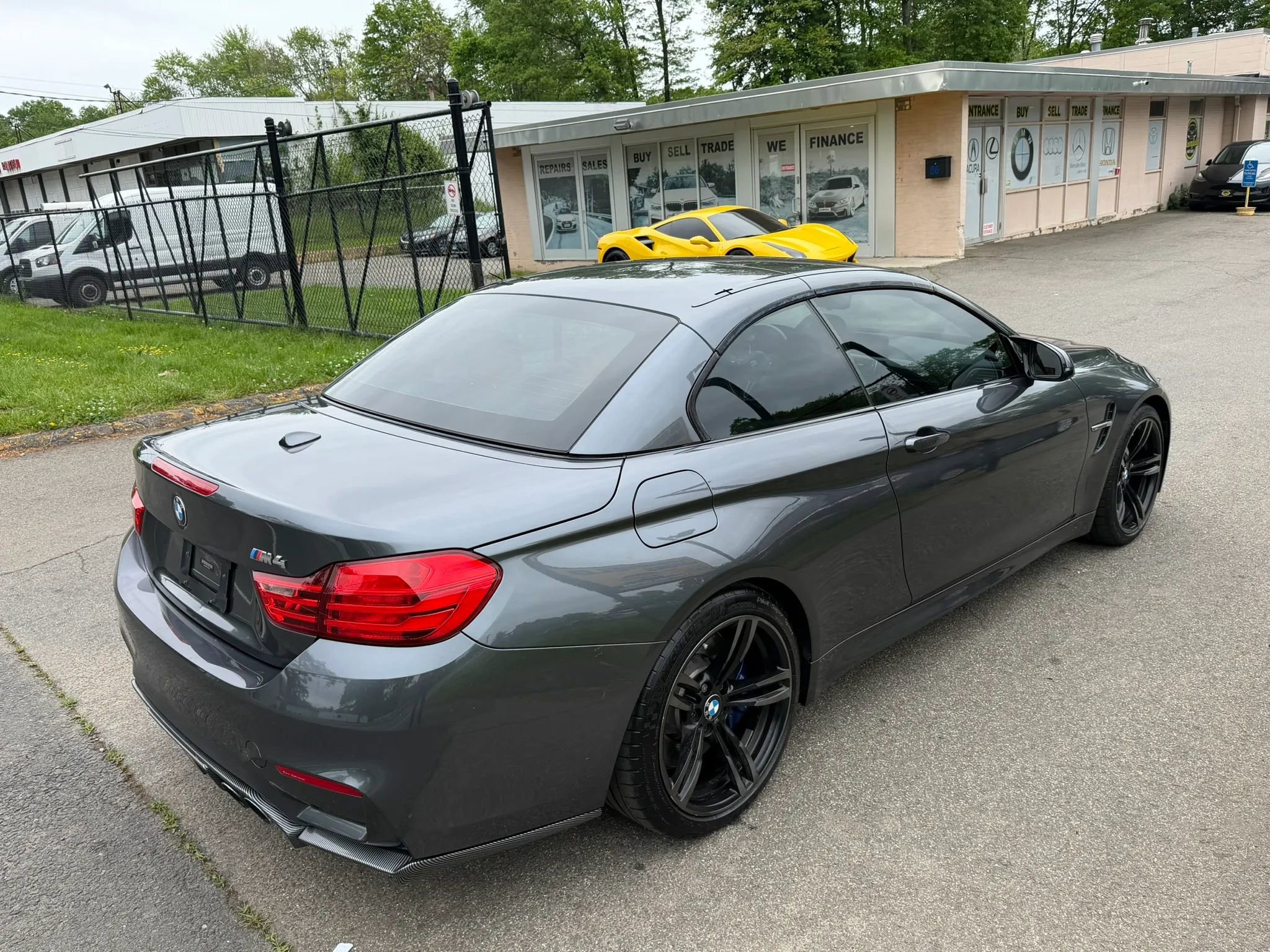 Used 2016 BMW M4 Convertible RWD image 6
