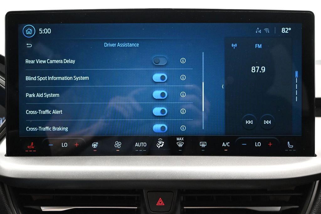 New 2026 Ford Escape SE FWD image 44