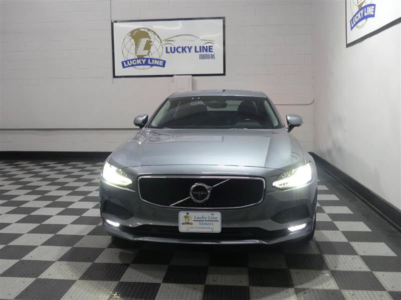 Used 2018 Volvo S90 T5 Momentum w/ Convenience Package AWD/4WD image 2