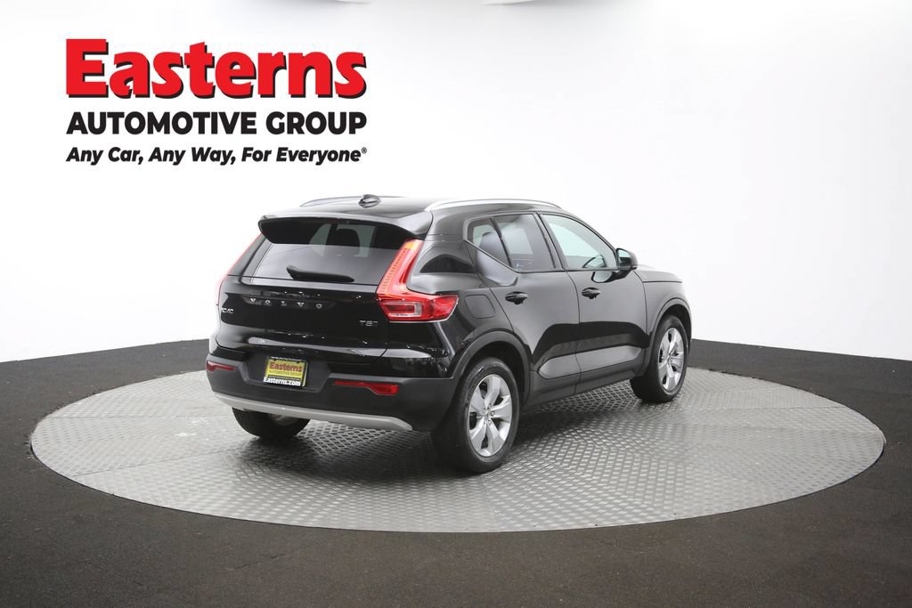 Used 2022 Volvo XC40 T5 Momentum AWD/4WD image 40