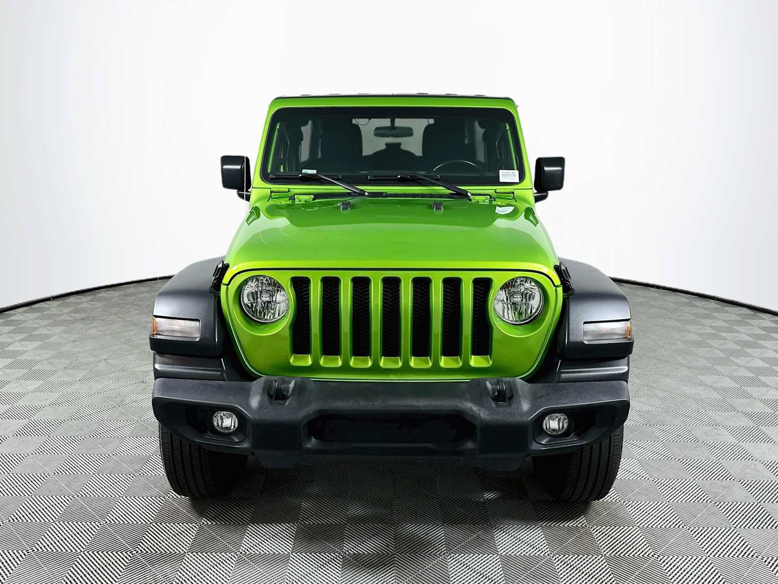 Used 2018 Jeep Wrangler Unlimited Sport S AWD/4WD video 2