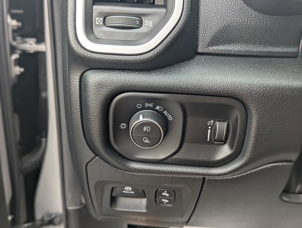 Used 2022 RAM 1500 Big Horn image 34