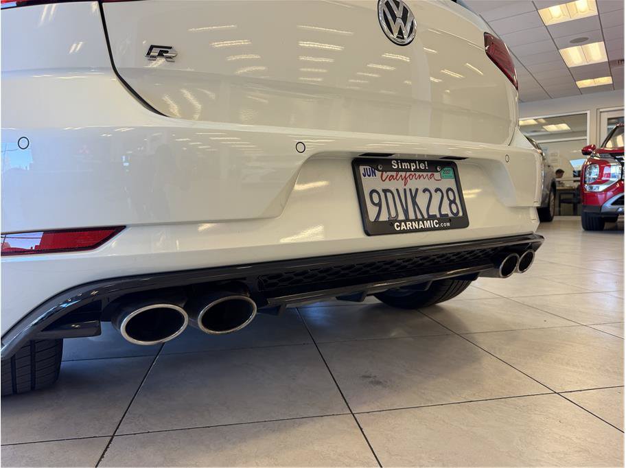 Used 2018 Volkswagen Golf 4-Door AWD/4WD image 29