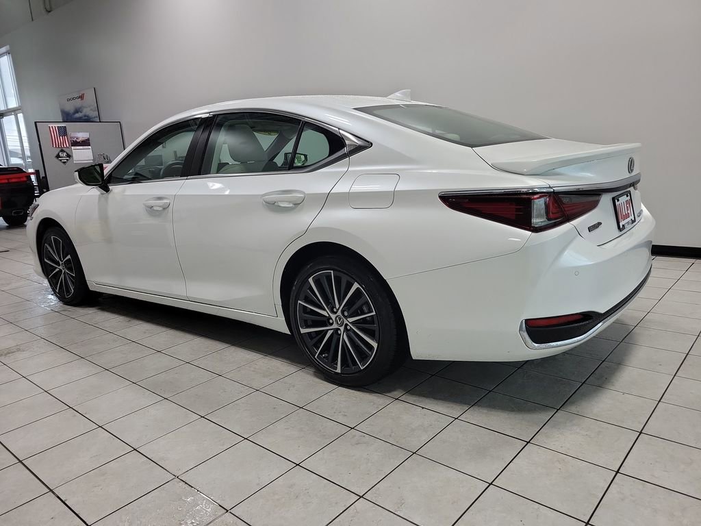 Used 2024 Lexus ES 300h w/ Premium Package FWD image 8