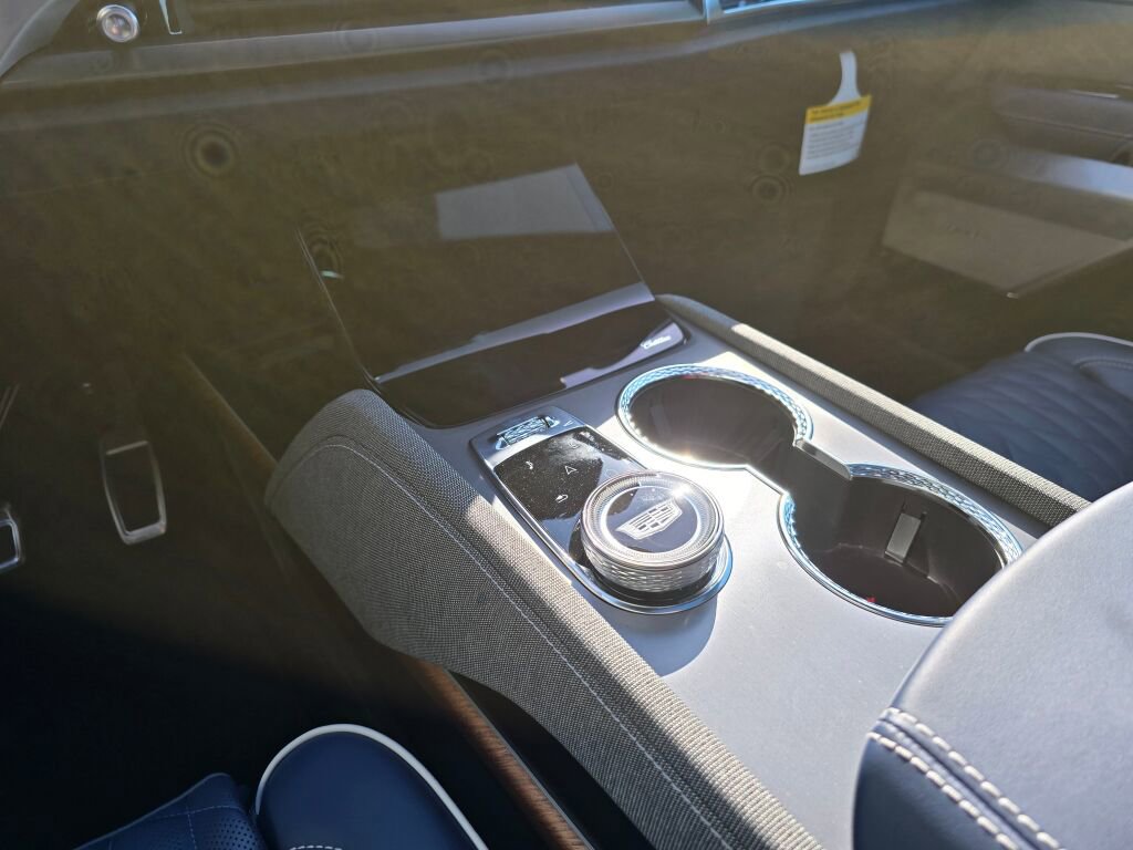 New 2026 Cadillac Vistiq Premium Luxury image 23