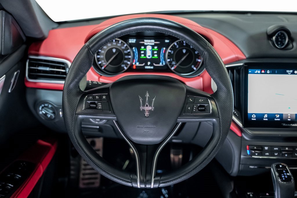 Used 2021 Maserati Ghibli S GranSport image 50