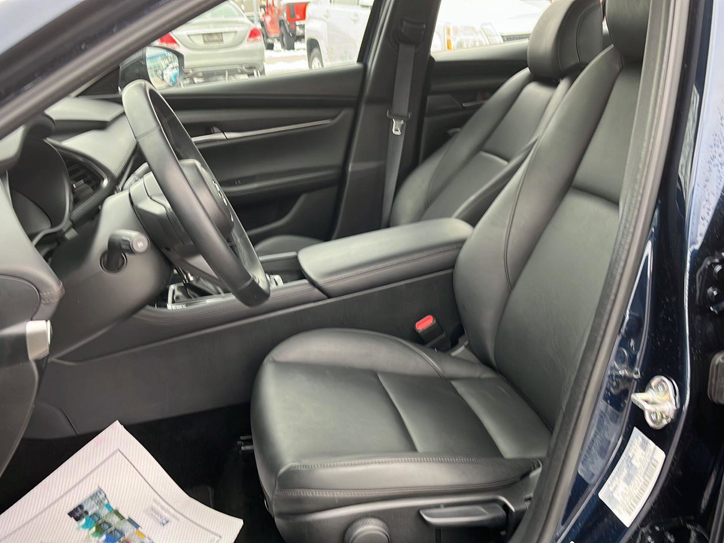 Used 2025 MAZDA MAZDA3 s image 22