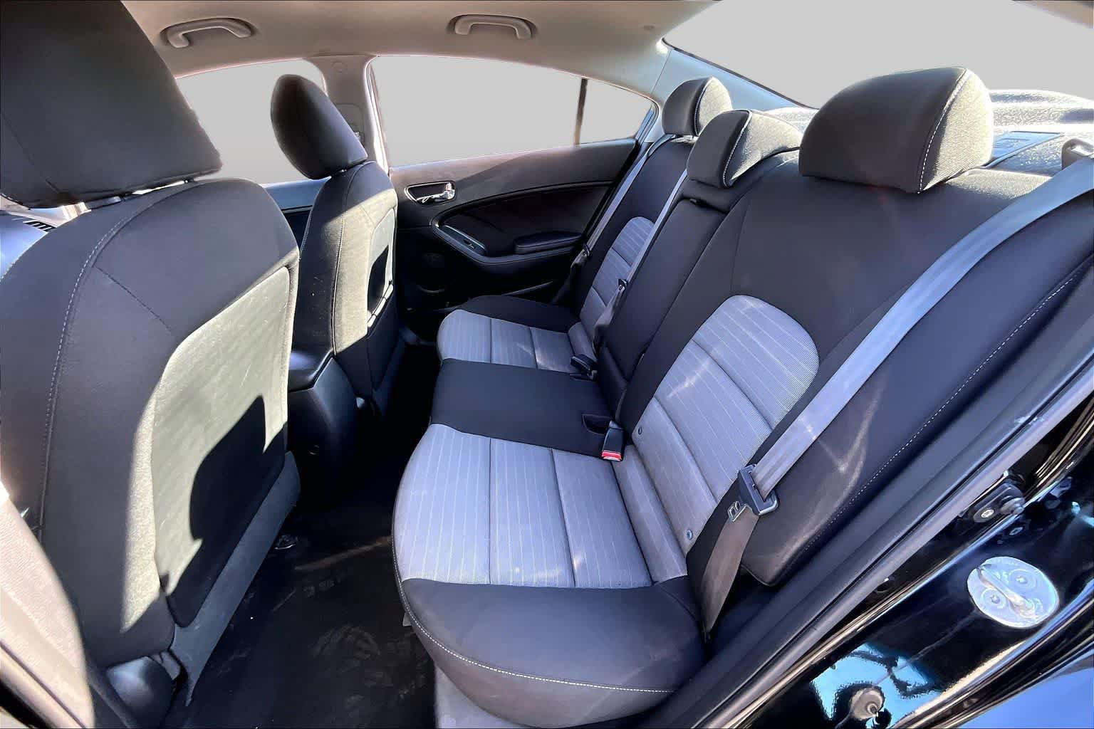 Used 2016 Kia Forte EX FWD image 33