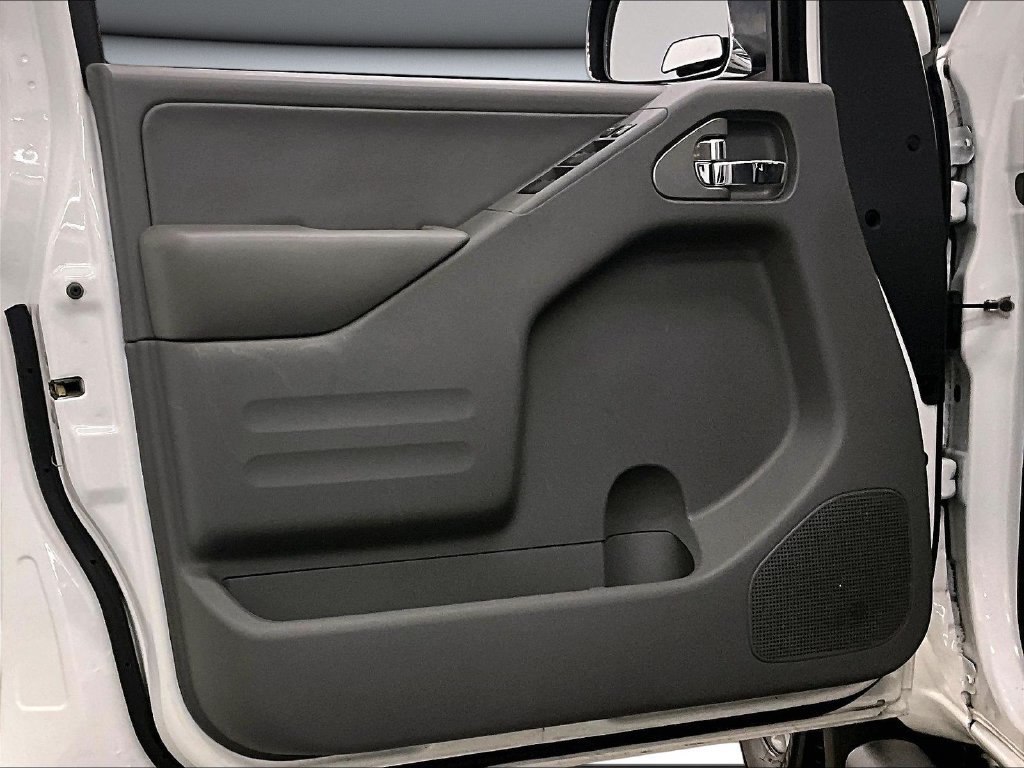 Used 2019 Nissan Frontier SL AWD/4WD image 21