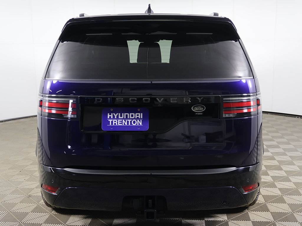 Used 2021 Land Rover Discovery S R-Dynamic image 15