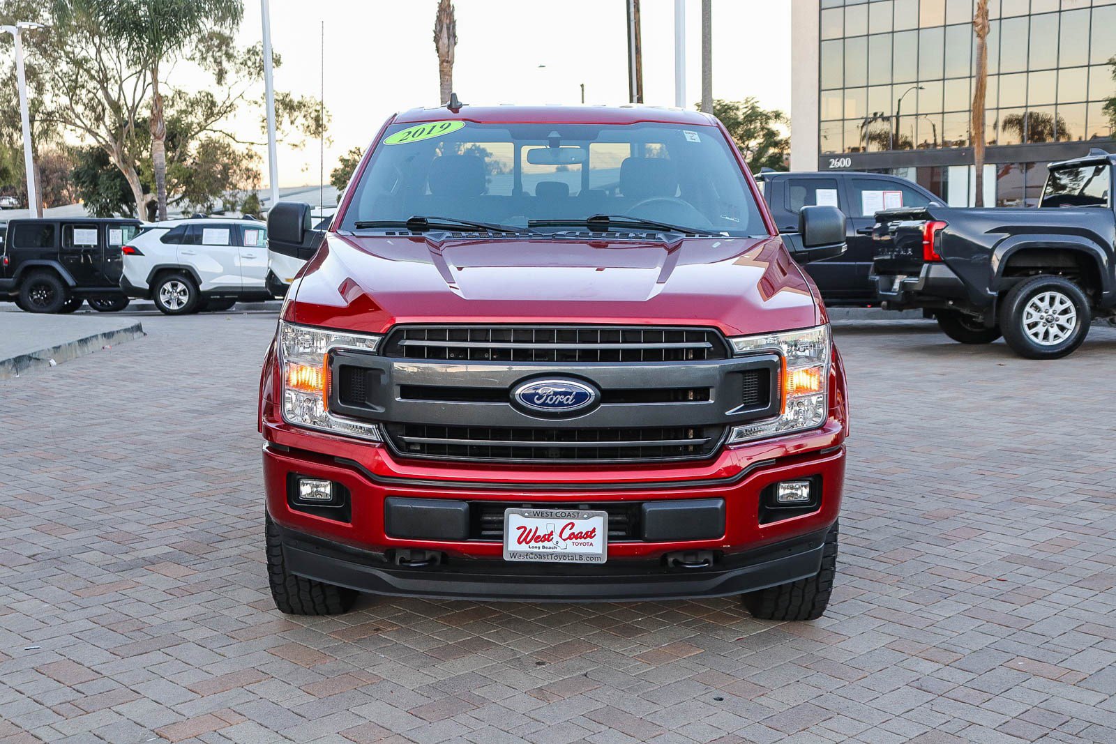 Used 2019 Ford F150 XLT w/ Equipment Group 302A Luxury image 2