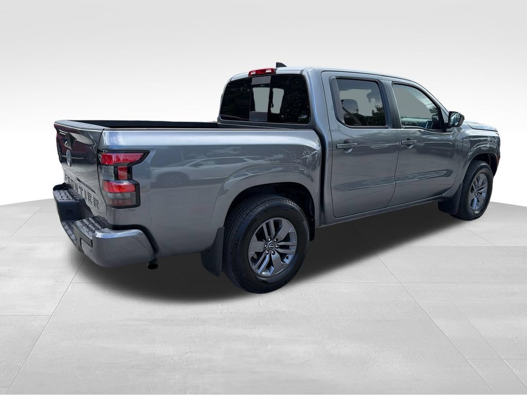Used 2025 Nissan Frontier SV RWD image 7