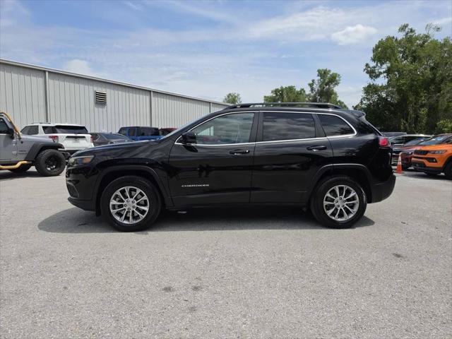 Certified 2022 Jeep Cherokee Latitude Lux w/ Sun & Sound Group AWD/4WD image 6