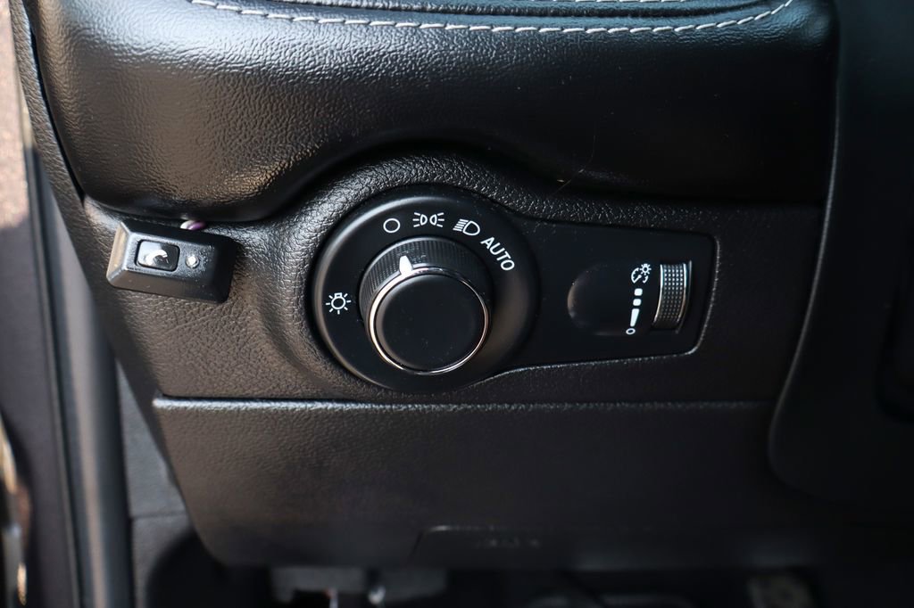 Used 2021 Dodge Durango SRT Hellcat w/ Black Package image 22