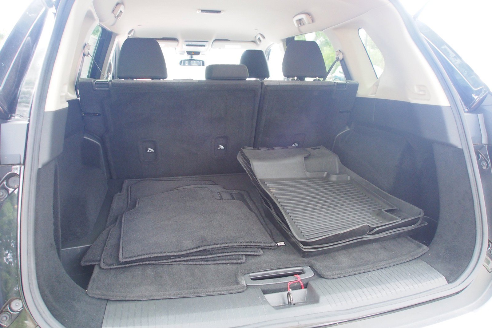 Used 2023 Nissan Rogue SV AWD/4WD image 15