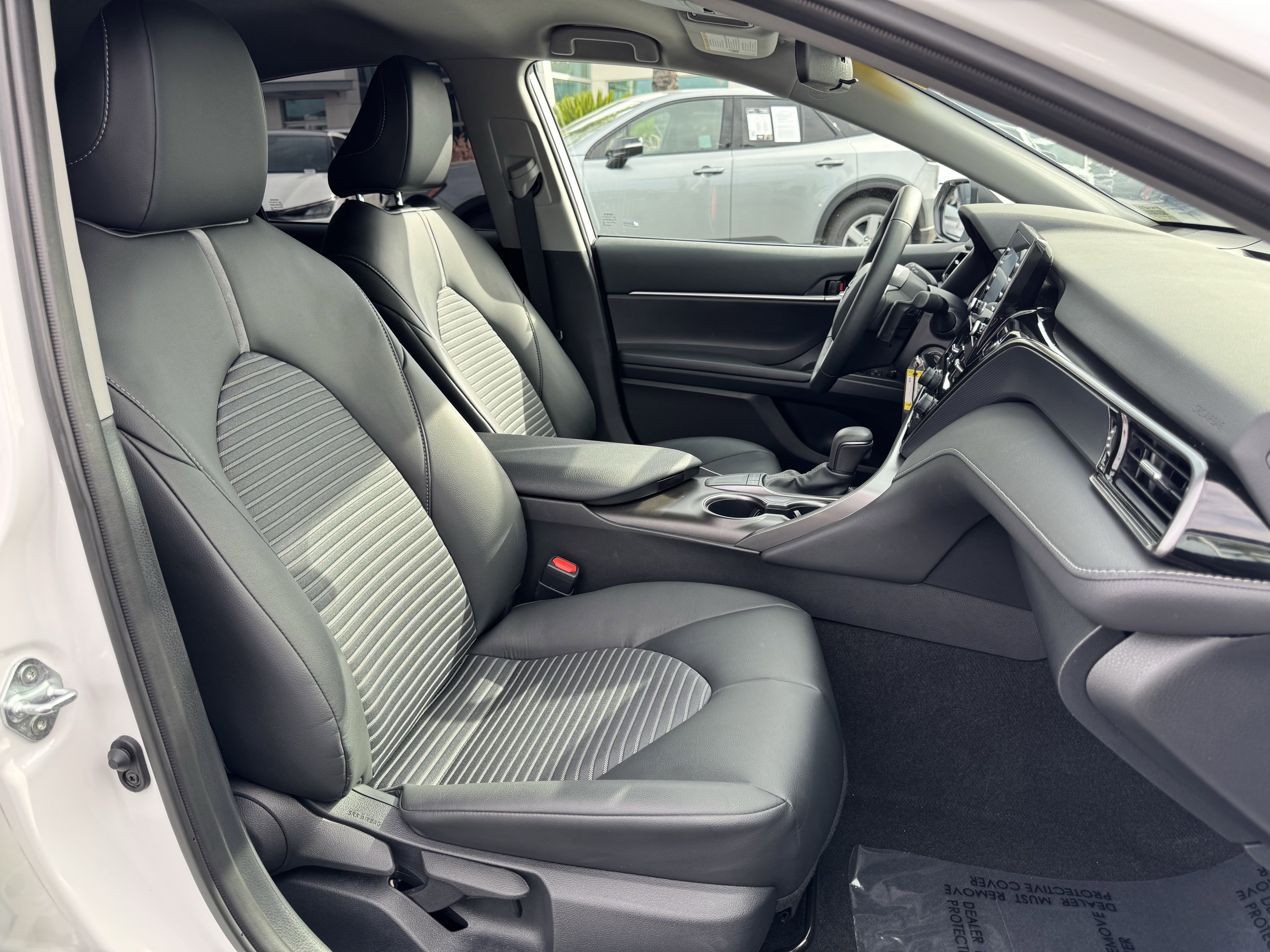 Used 2023 Toyota Camry SE FWD image 34