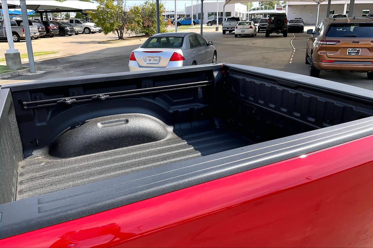 New 2027 RAM 1500 Laramie w/ Laramie Preferred Package AWD/4WD image 16