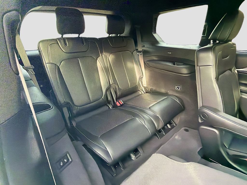 Used 2021 Jeep Grand Cherokee L Overland w/ Luxury Tech Group IV image 24