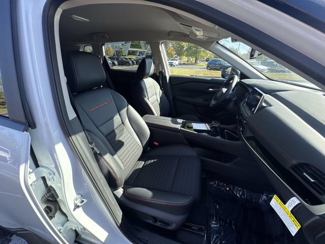New 2026 Nissan Rogue SV w/ Rock Creek Premium Package AWD/4WD image 23