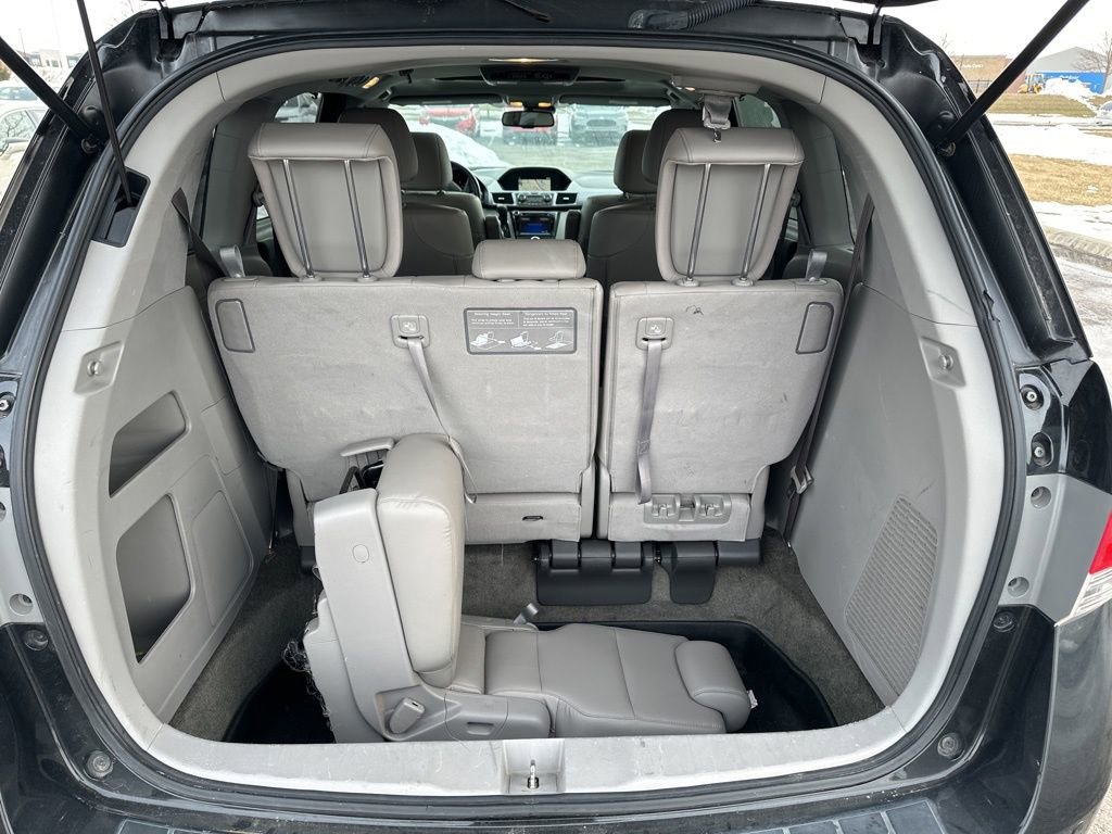 Used 2014 Honda Odyssey Touring image 11