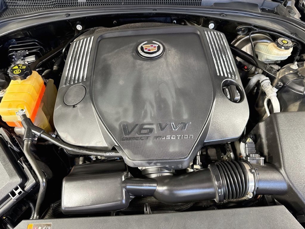 Used 2014 Cadillac ATS Luxury w/ Driver Awareness Package RWD image 38