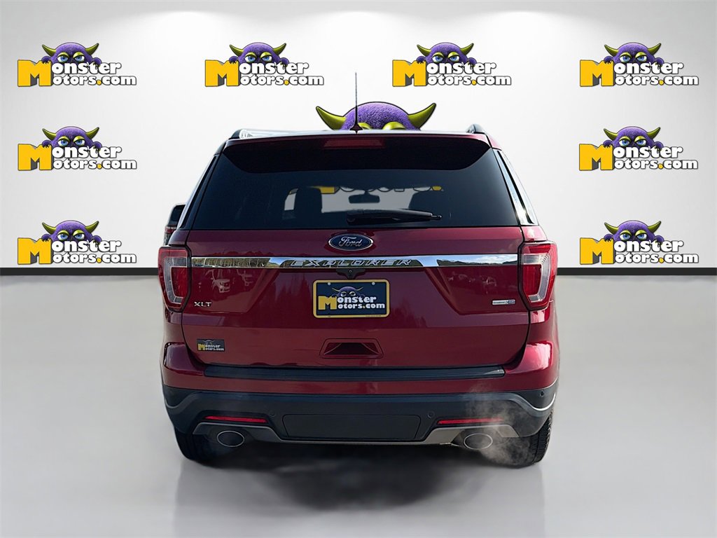 Used 2019 Ford Explorer XLT w/ Equipment Group 202A image 7