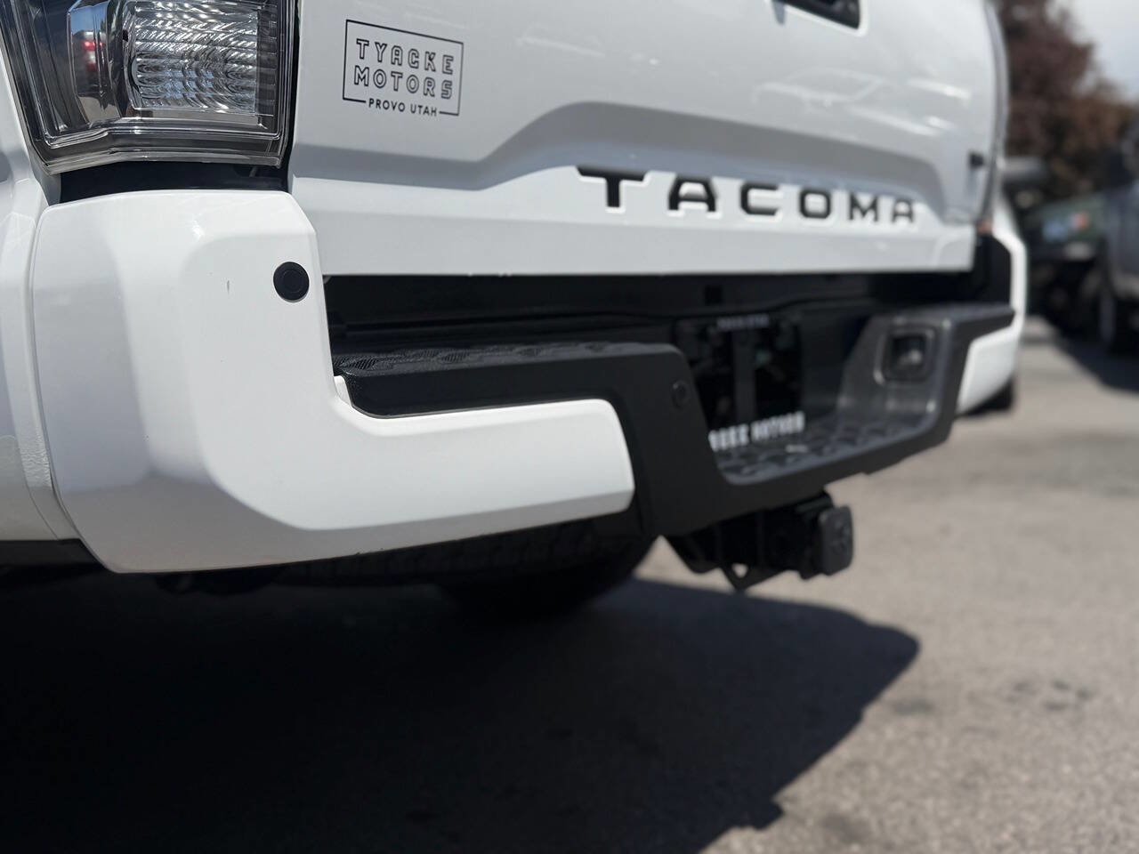 Used 2020 Toyota Tacoma TRD Off-Road w/ Technology Package AWD/4WD image 49