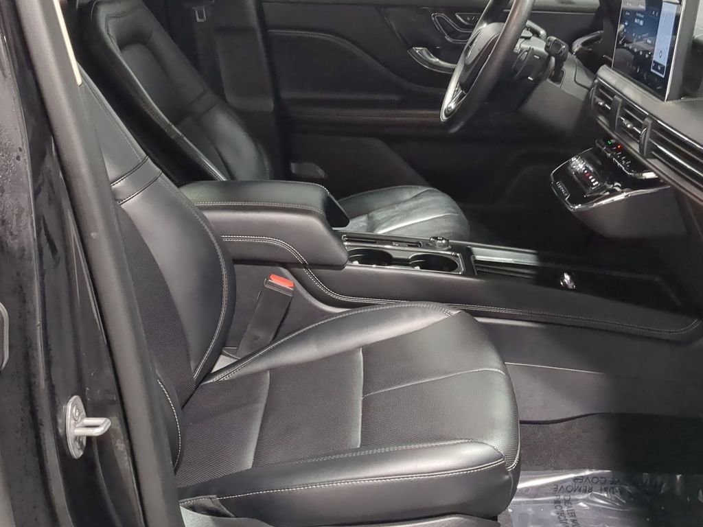 Used 2023 Lincoln Corsair AWD w/ Equipment Group 101A image 36