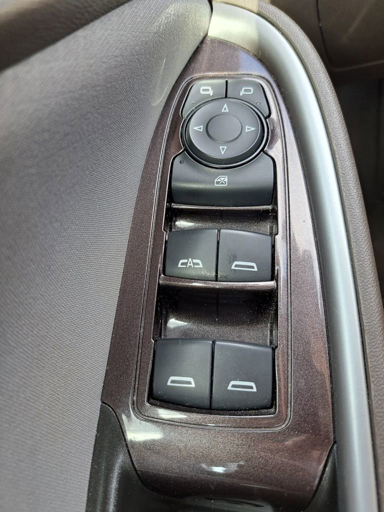 Used 2024 Chevrolet Malibu LT image 15