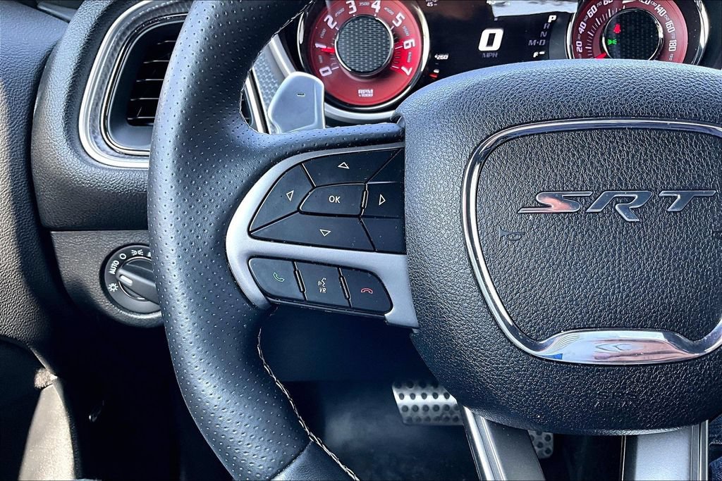 Used 2018 Dodge Challenger SRT Hellcat RWD image 6
