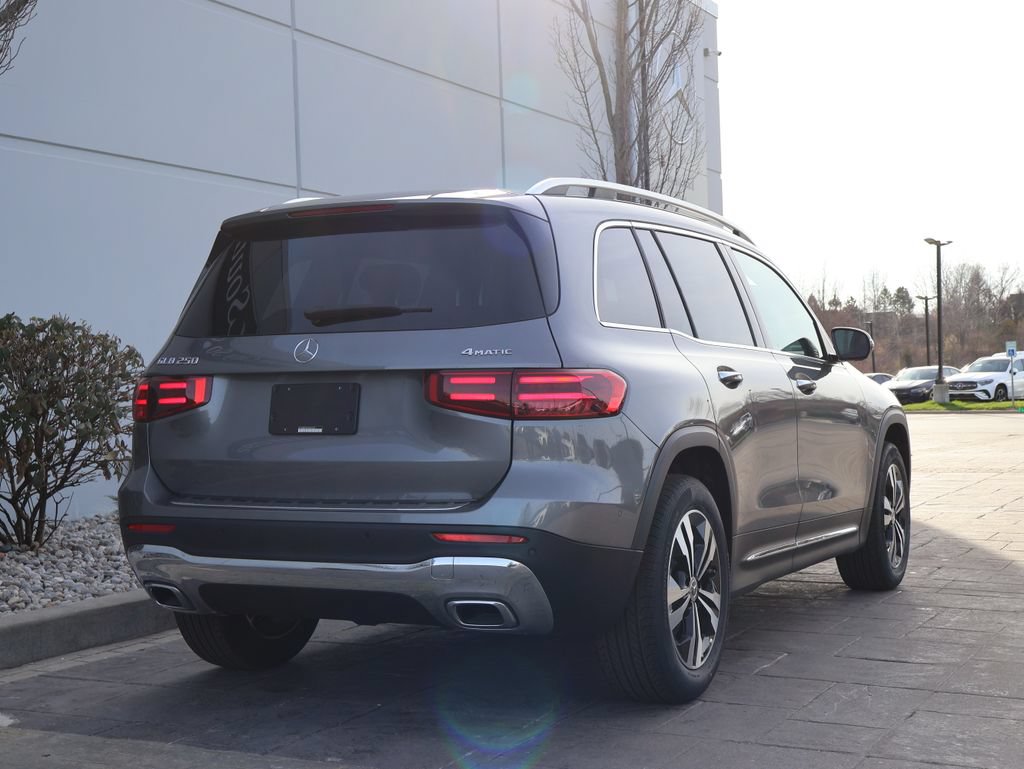 New 2026 Mercedes-Benz GLB 250 4MATIC image 5