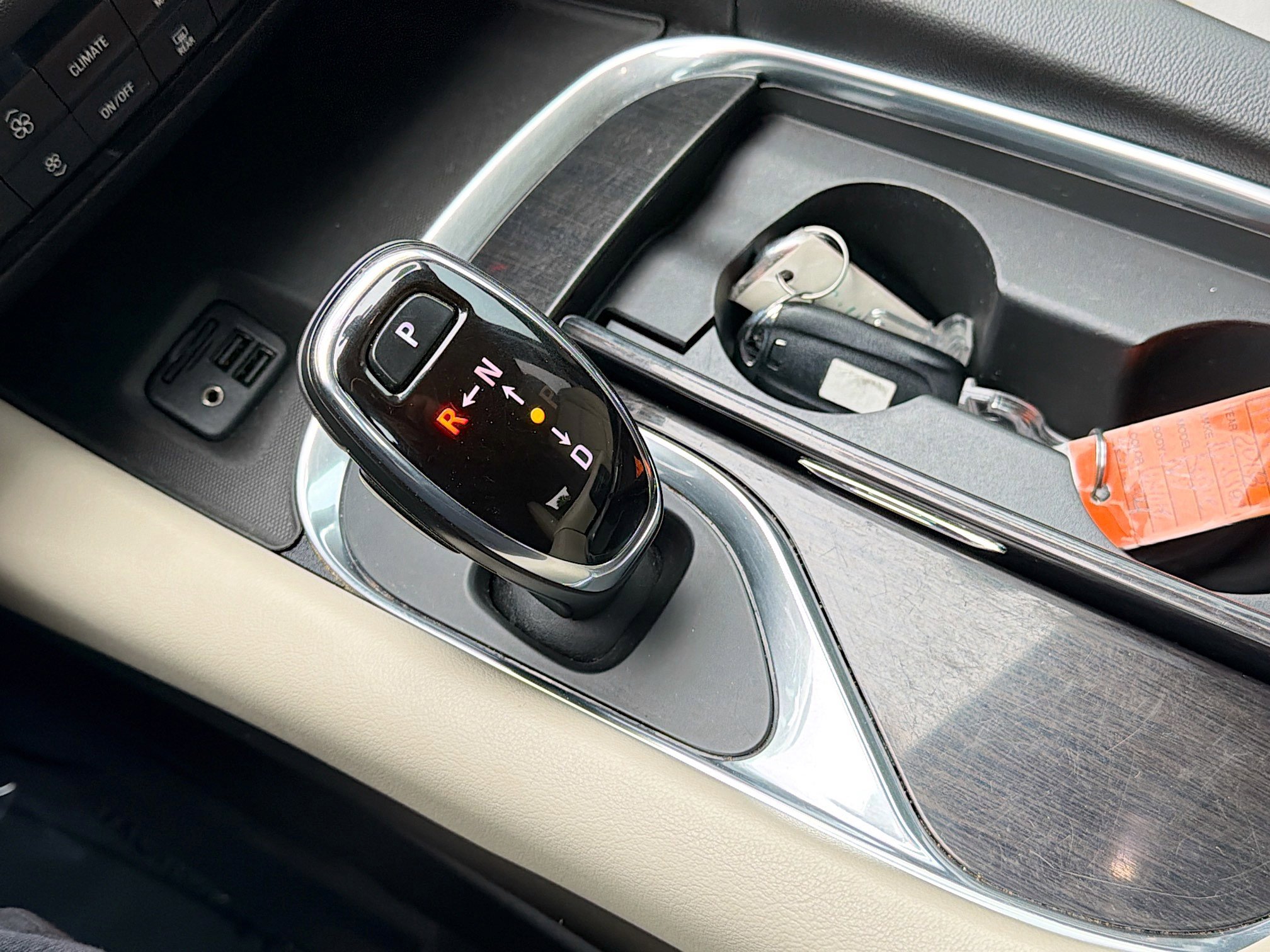 Used 2020 Buick Enclave Premium w/ Surround and Sites Package image 30