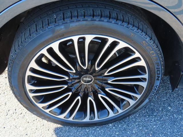 Used 2020 Lincoln Aviator Black Label w/ Dynamic Handling Package AWD/4WD image 15
