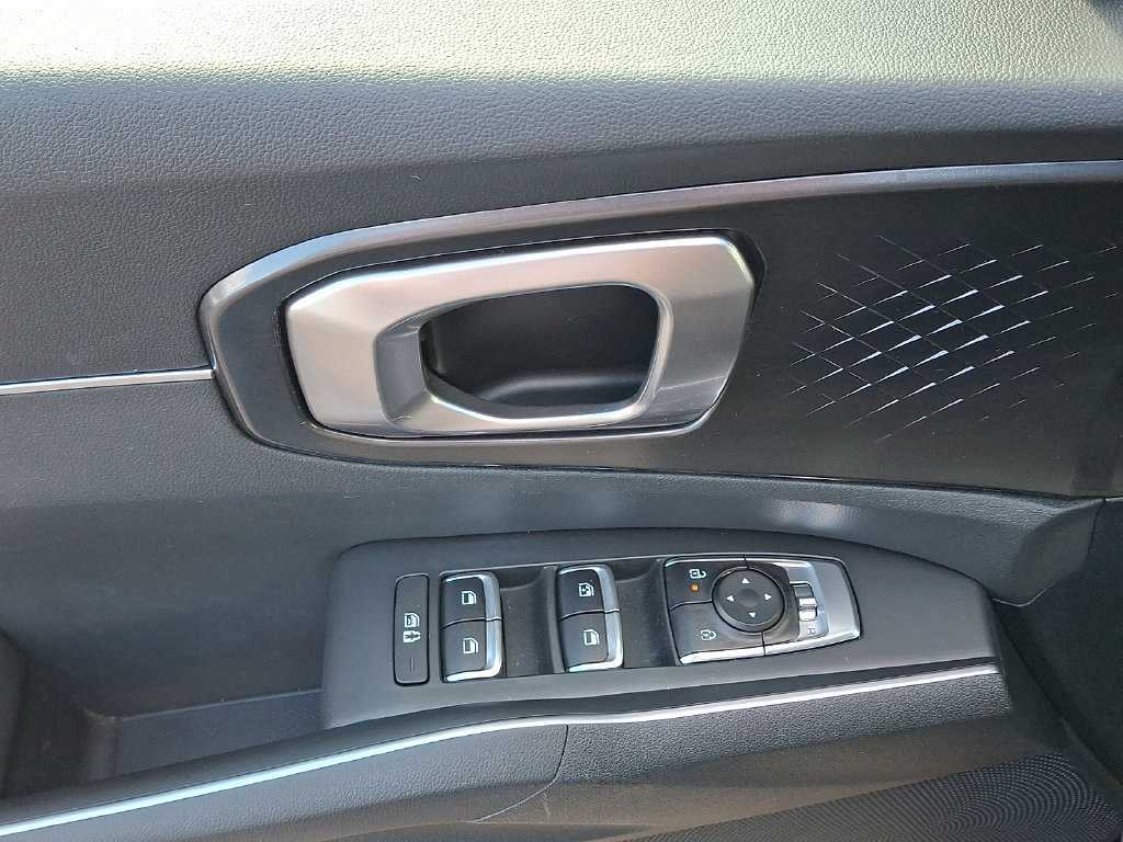 Certified 2024 Kia Sorento S AWD/4WD image 15
