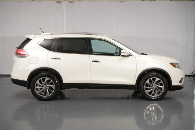 Used 2016 Nissan Rogue SL w/ SL Premium Package image 12