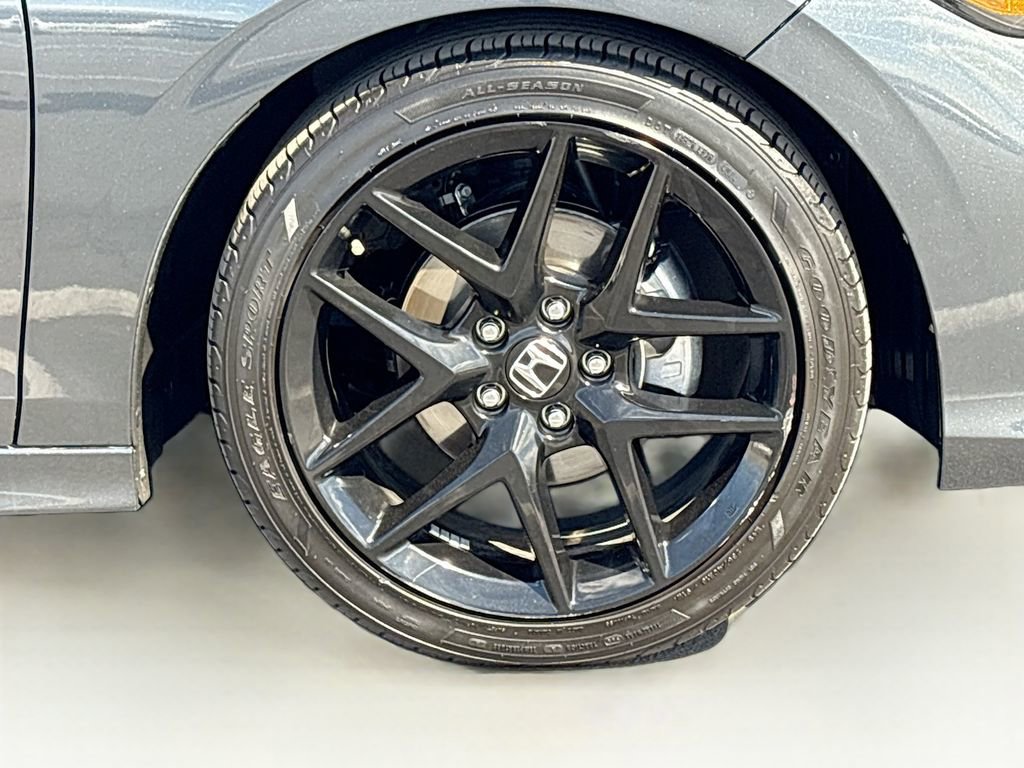 Used 2025 Honda Civic Sport image 31