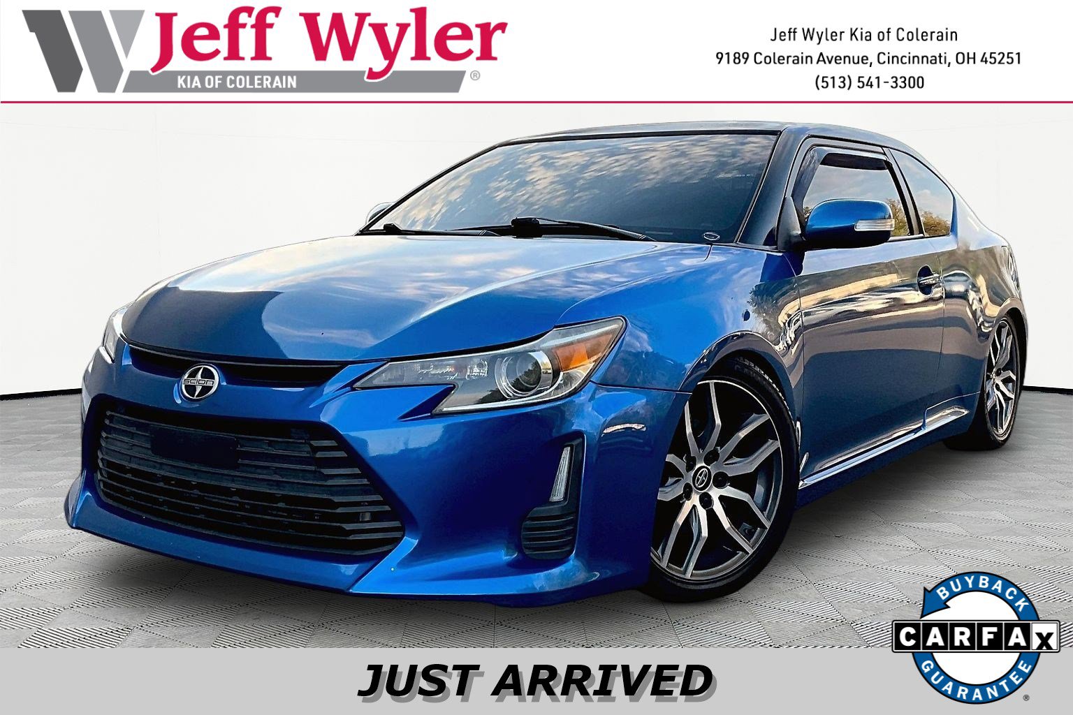 Used 2016 Scion tC image 1