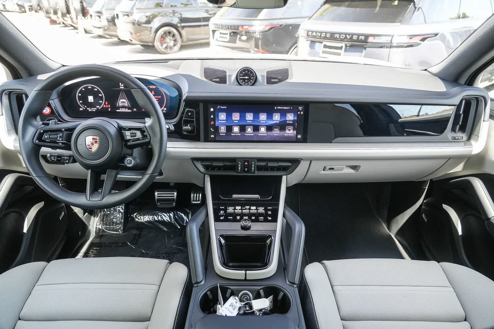 Used 2026 Porsche Cayenne S AWD/4WD image 10