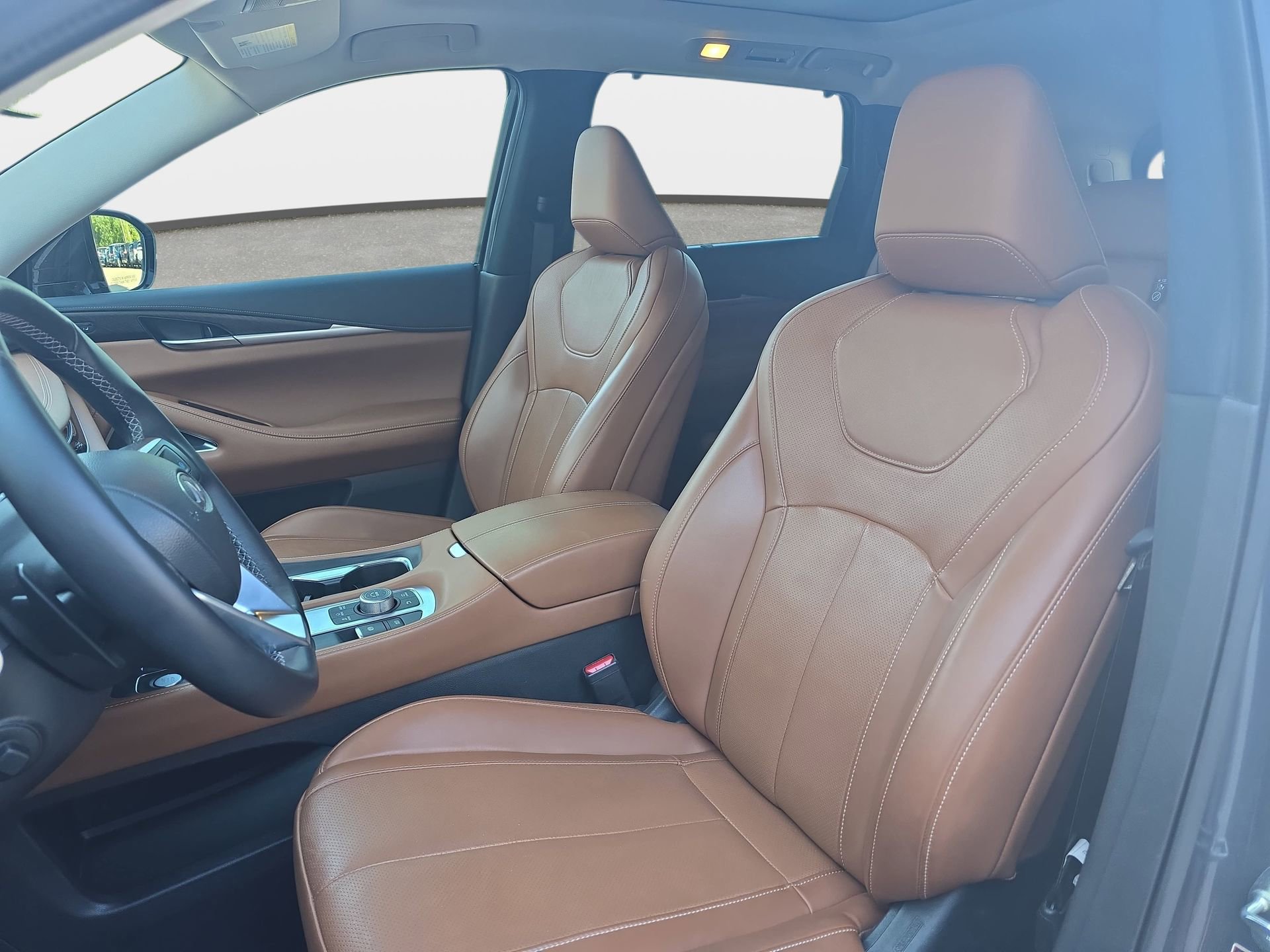 Certified 2023 INFINITI QX60 Sensory w/ Vision Package AWD/4WD image 15