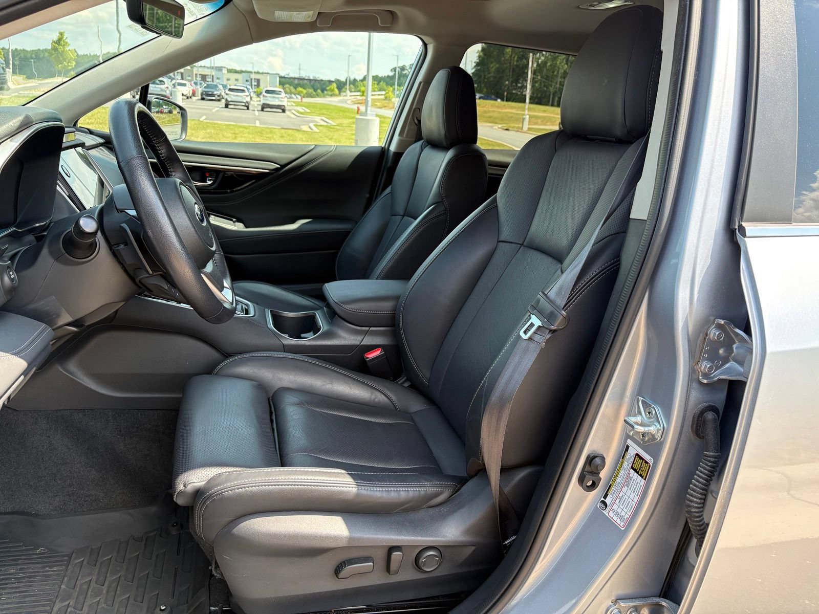 Used 2021 Subaru Outback Limited w/ Popular Package #2 AWD/4WD image 27