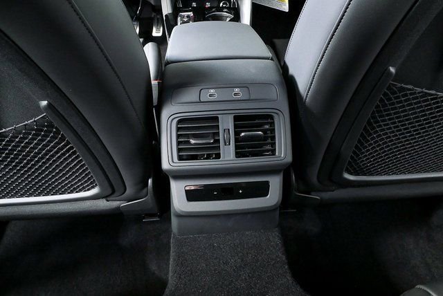 Used 2025 Audi SQ5 Premium Plus AWD/4WD image 21