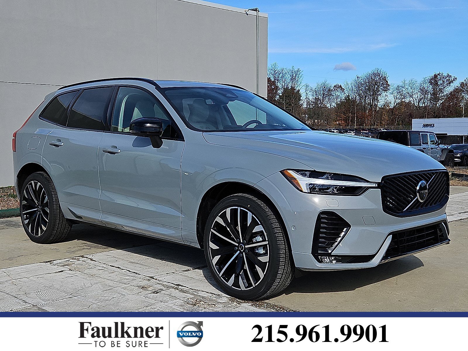 New 2026 Volvo XC60 B5 Ultra w/ Protection Package Premier