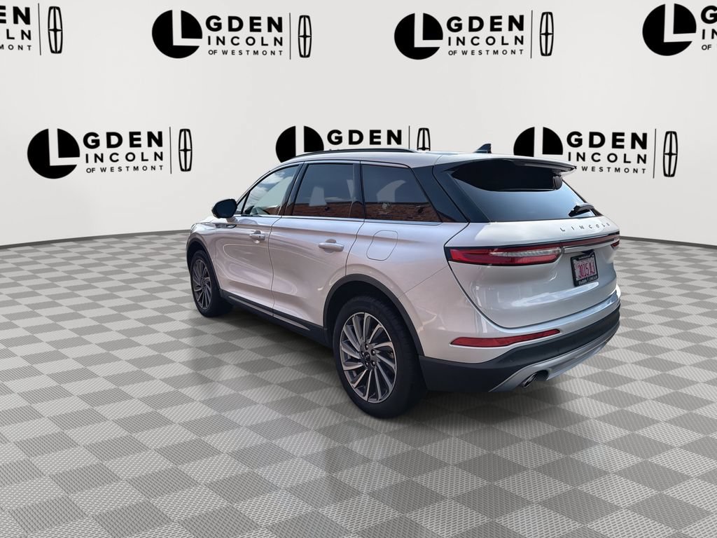Certified 2025 Lincoln Corsair Reserve w/ Equipment Group 202A AWD/4WD image 6