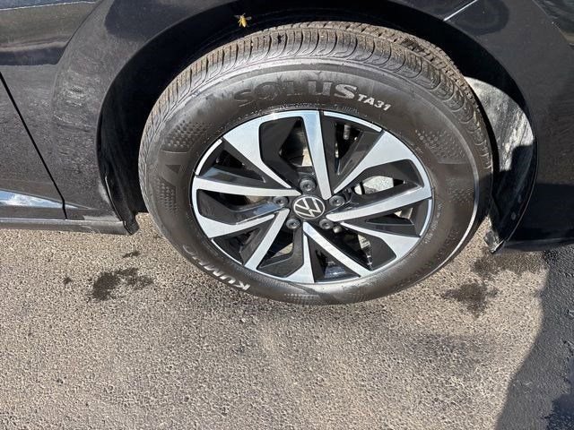 Used 2025 Volkswagen Jetta S image 38